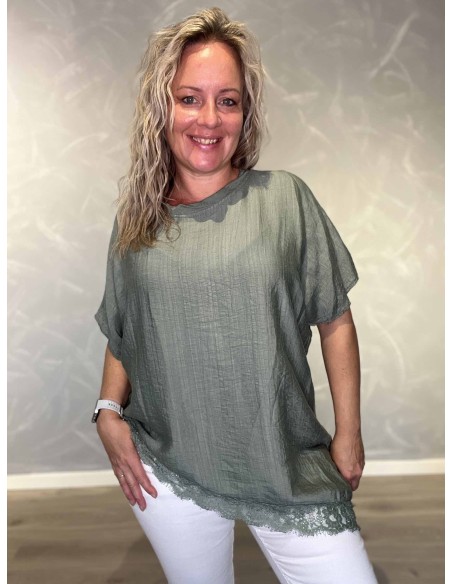 "Khaki bluse i viskose med blonder og asymmetrisk design – TIPPY Italian Select