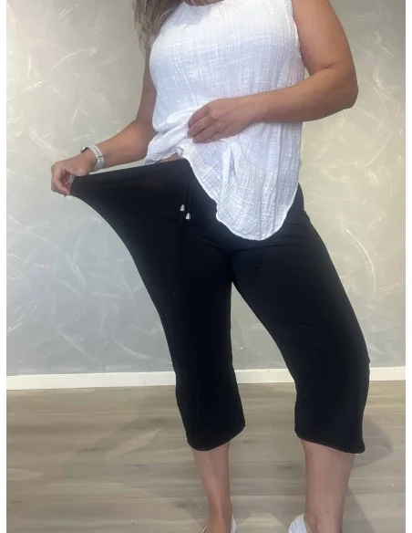 Nærbillede af stræk på polyester knickers – TIPPY