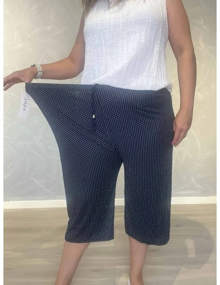 Nærbillede af stræk på 95% polyester og 5% elastan knickers – TIPPY