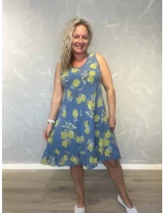 Blå kjole i 95% bomuld og 5% elastan med citronprint – TIPPY Collection