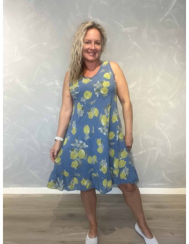 Blå kjole i 95% bomuld og 5% elastan med citronprint – TIPPY Collection