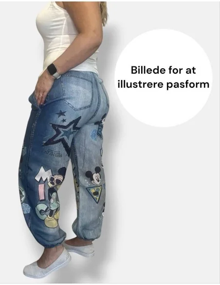Denimblå hørbukser med Anders print | TIPPY