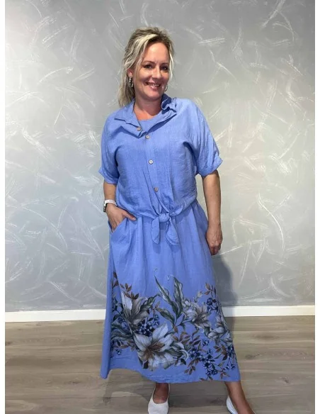 Blå kjole med blomsterprint og matchende skjorte i 90% viskose og 10% polyamid – TIPPY Italian Select