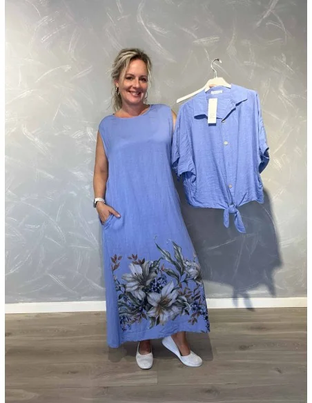 Blå kjole med blomsterprint og matchende skjorte i 90% viskose og 10% polyamid – TIPPY Italian Select