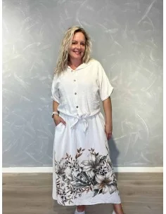 Sandfarvet kjole med blomsterprint og matchende skjorte i 90% viskose og 10% polyamid – TIPPY Italian Select