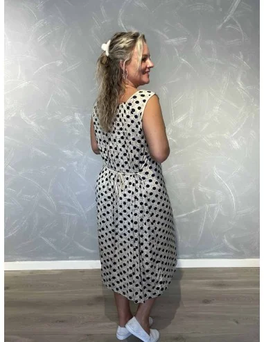 Bagside af beige prikket stropkjole til kvinder – TIPPY