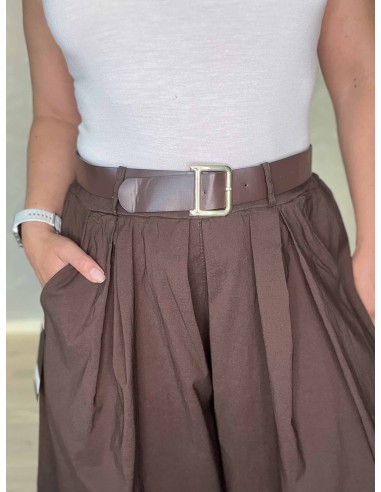 Bælte og lommer på brune bermuda shorts – TIPPY