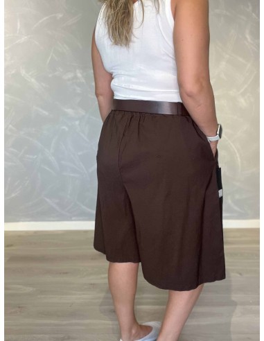 Bagside af brune bermuda shorts til kvinder – TIPPY