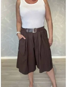Brune bermuda shorts i viskose, polyester og elastan med vidde og bælte – TIPPY Italian Select TIPPY