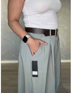 Khaki bermuda shorts i viskose, polyester og elastan med vidde og bælte – TIPPY Italian Select TIPPY 2