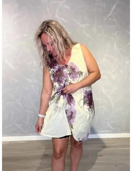 Dobbelt lag og lilla blomsterprint på gul kjole – TIPPY