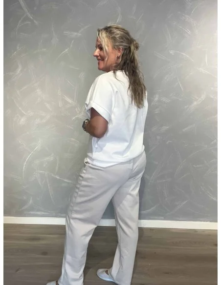 Bagside af sand sweatsæt til kvinder – TIPPY