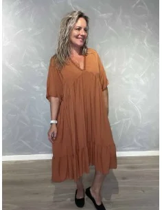 Orange midi kjole i 100% viskose med V-udskæring og glimmerkant – TIPPY Italian Select TIPPY