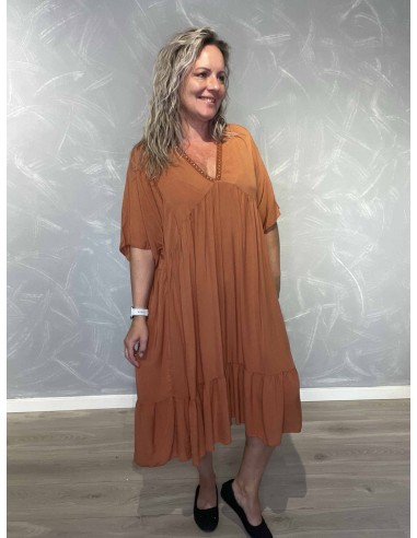 Orange midi kjole i 100% viskose med V-udskæring og glimmerkant – TIPPY Italian Select TIPPY