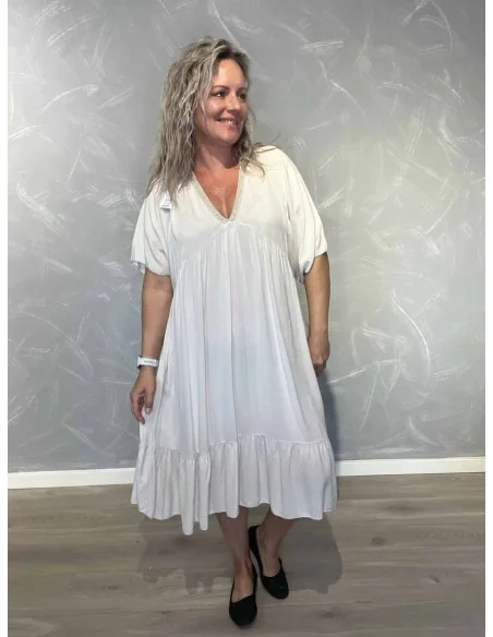 Sand midi kjole i 100% viskose med V-udskæring og glimmerkant – TIPPY Italian Select TIPPY