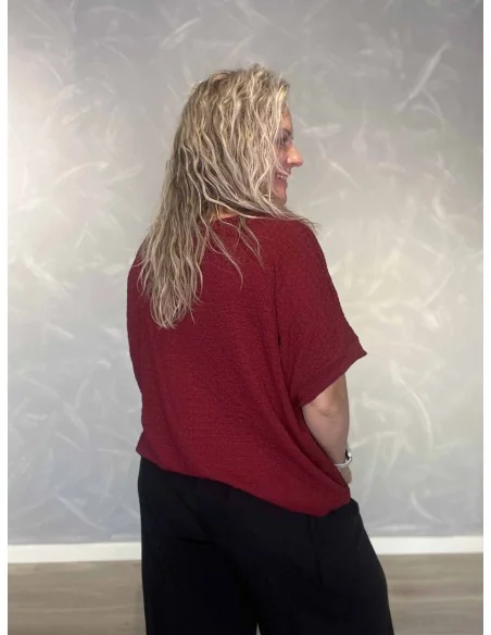 Bagside af bordeaux bluse til kvinder med elastik i bund – TIPPY