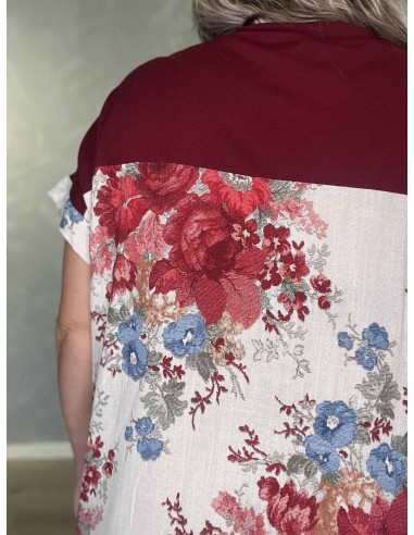 Blomsterprint med korsstingslook på bordeaux bluse – TIPPY