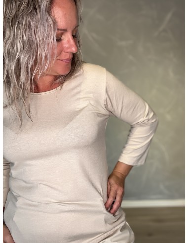 Rund hals og 3/4-ærme på sand T-shirt – TIPPY”