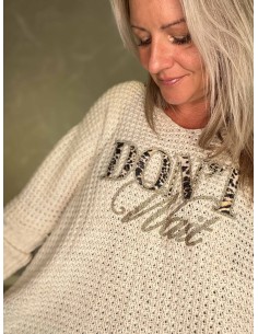 Sand strikbluse i luftigt strikmateriale med DON'T WAIT-tekst – TIPPY Italian Select 2