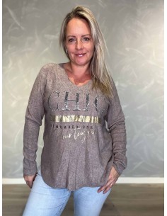 Beige strikbluse i viskose, nylon og PBT med CHIC-tekst – TIPPY Italian Select