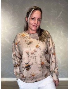 Beige strikbluse i modal, bomuld, viskose, polyamid, elastan og lanauld med bier og blomster – TIPPY Italian Select