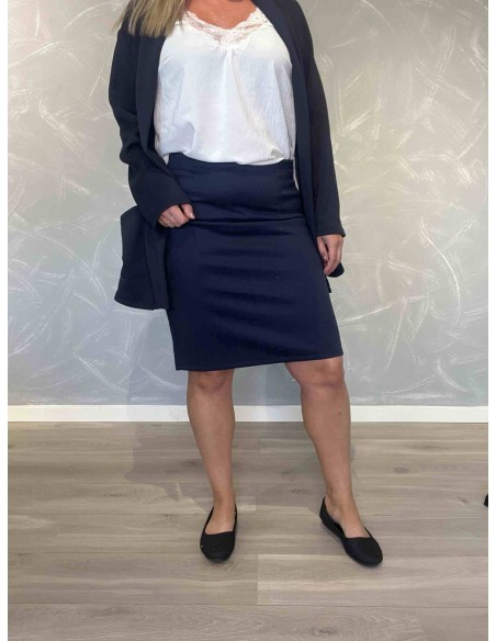 Navy nederdel i polyester, viskose, polyamid og elastan med stretch og slids – TIPPY Collection