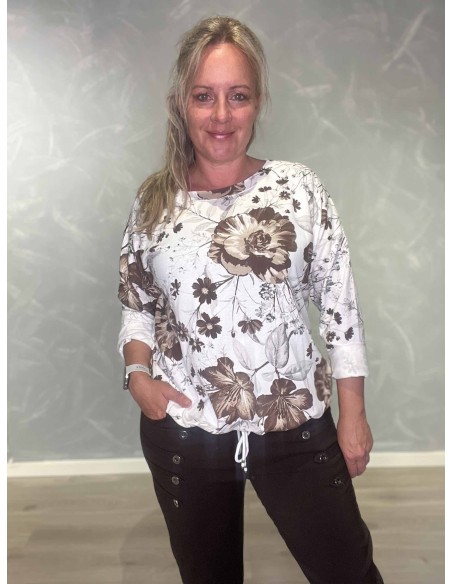 Råhvid bomuldsbluse i 95% bomuld og 5% elastan med brune blomster – TIPPY Italian Select
