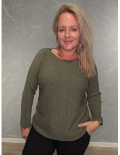 Grøn langærmet finstrikbluse i 52% viskose, 28% polyester og 20% polyamid med rund hals – TIPPY Collection