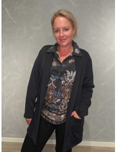 Navy cardigan i viskoseblanding med åben front og lommer – TIPPY Collection