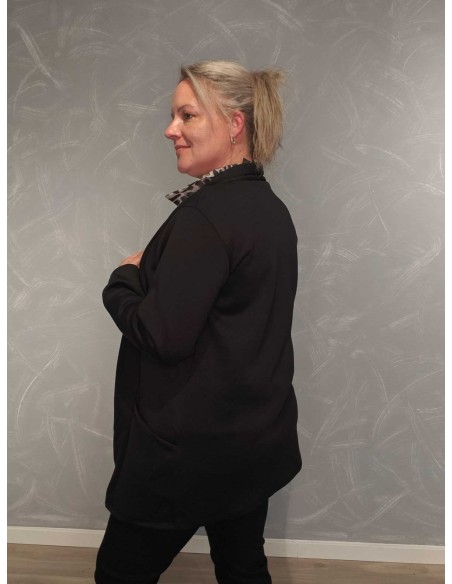 Bagside af sort lang cardigan til kvinder – TIPPY