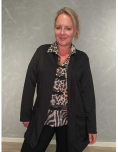 Sort cardigan i viskoseblanding med åben front og lommer – TIPPY Collection