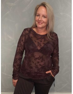 Bordeaux meshbluse i 95% polyester og 5% elastan med velourblomster – Design by TIPPY
