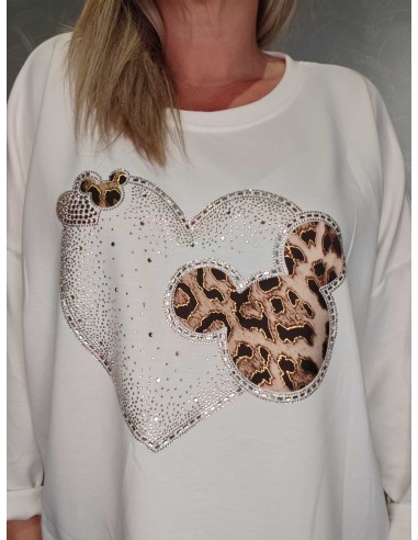 Similisten på Mickey-hjerte på hvid oversize bluse – TIPPY