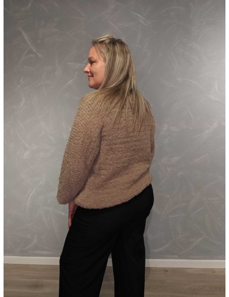 Bagside af latte mohairstrik til kvinder – TIPPY