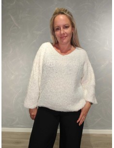 Hvid mohairstrik i mohairblanding med plysstruktur – TIPPY Collection