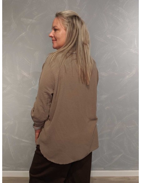 Bagside af taupe lang bluse til kvinder – TIPPY