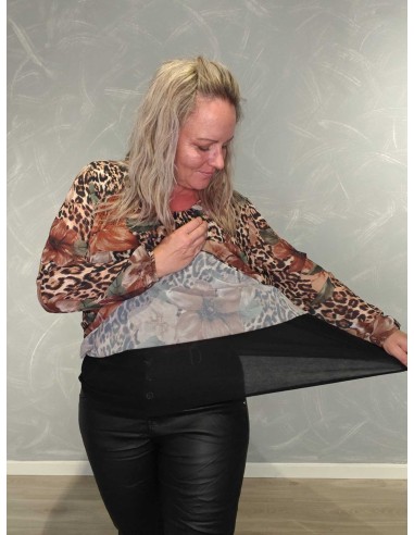 Nærbillede inder top på leopard- og blomsterprint bluse – TIPPY