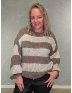 Taupe og creme strik i akryl, polyamid, uld og viskose med brede striber – TIPPY Collection
