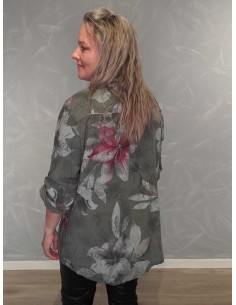 Grøn skjortebluse i viskose med stort blomsterprint – TIPPY Collection 2