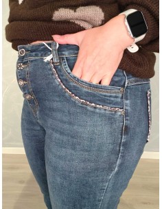 Blå Karostar baggy jeans i denim med leopardkanter – TIPPY 2
