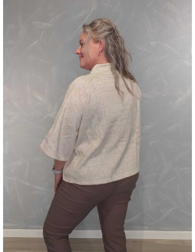 Bagside af beige ensfarvet cardigan til kvinder – TIPPY