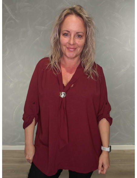Bordeaux lang bluse i viskose og polyester med tørklædedetalje – TIPPY Collection