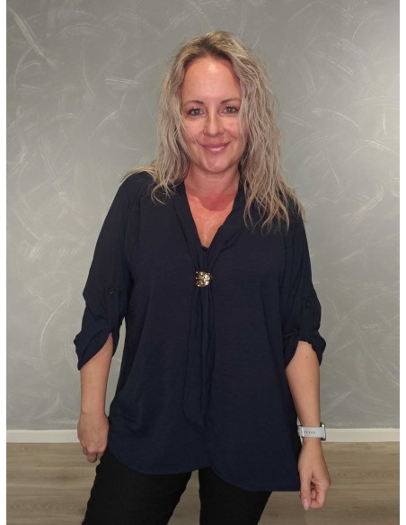 Navy lang bluse i viskose og polyester med tørklædedetalje – TIPPY Collection