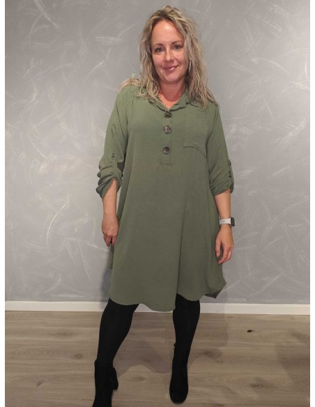 Grøn skjortetunika i viskose og polyester med store knapper – TIPPY Collection