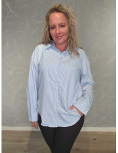 Sky blå stribet skjorte i 100% polyester med similisten og knaplukning – TIPPY Italian Select