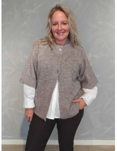 Beige melange strikcardigan i uld, polyester, nylon og spandex med korte ærmer og knapper øverst – DESIGN by TIPPY