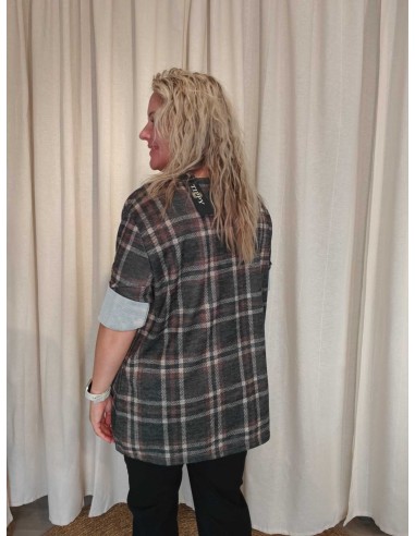 Bagside af grøn ternet oversize bluse til kvinder – TIPPY