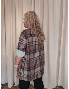 Beige ternet oversize bluse i viskose og elastan med rund hals – TIPPY Italian Select 2