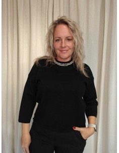 Sort strikbluse i viskose, polyester og nylon med perlekrave og 3/4-ærmer – TIPPY Italian Select