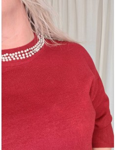 Bordeaux strikbluse i viskose, polyester og nylon med perlekrave og 3/4-ærmer – TIPPY Italian Select 2